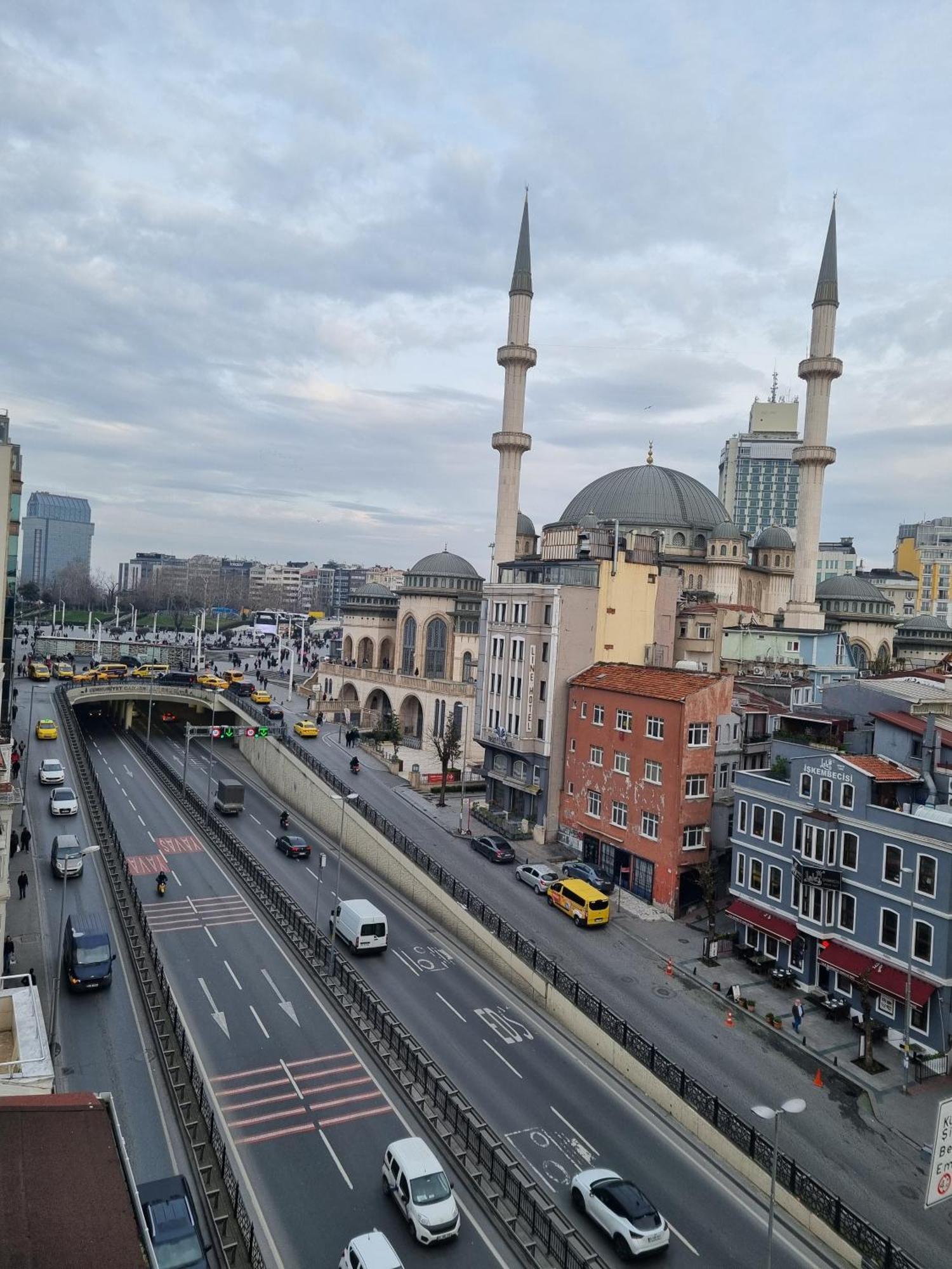 Taximtown Hotel Istanbul Exterior foto