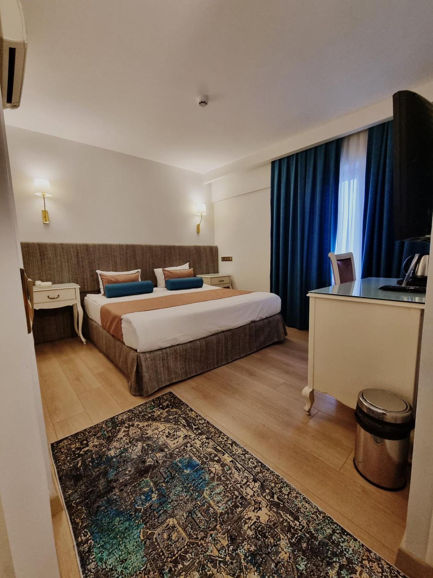 Taximtown Hotel Istanbul Exterior foto